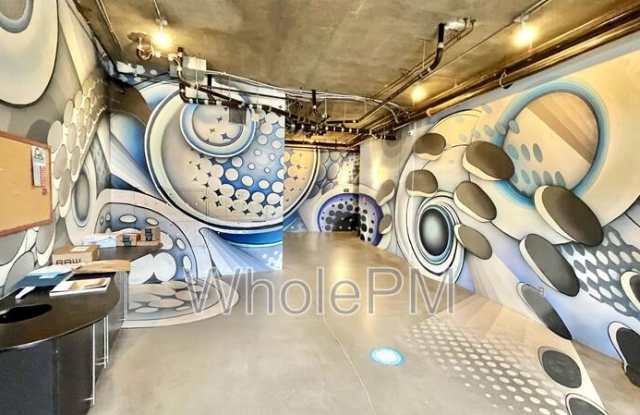 1925 West 32nd Avenue