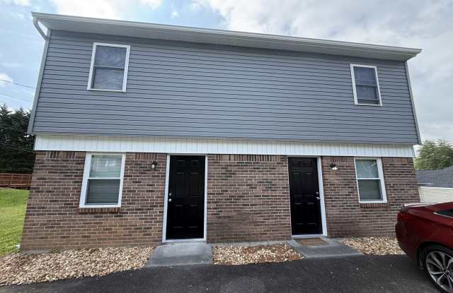 4908 Charwood Trail