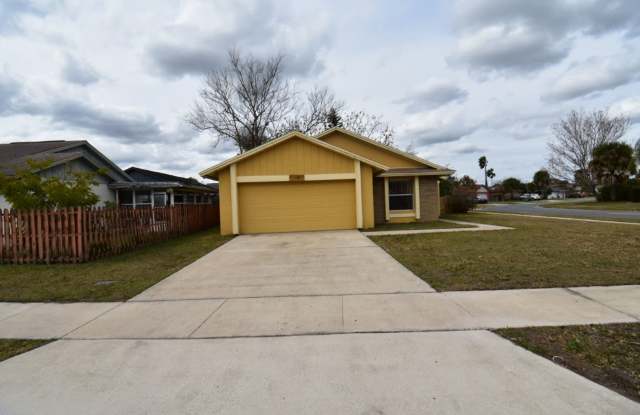 Charming 2/2 House - 3165 Pinto Drive, Osceola County, FL 34746