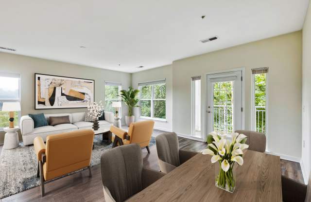 Mosaic at Largo Station