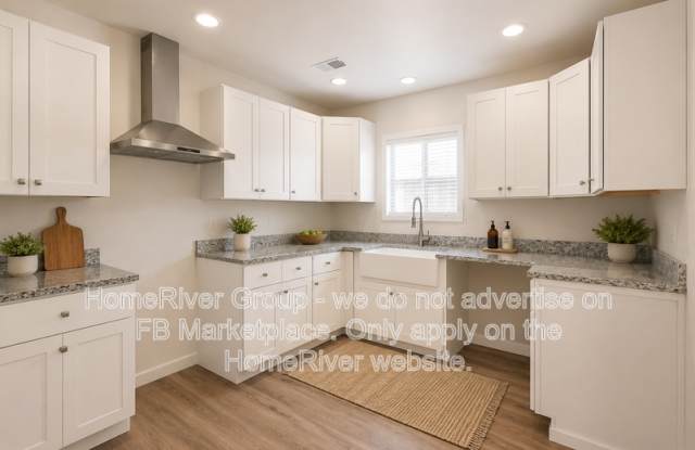 882 Maple Dr