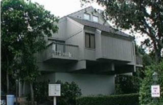 110 Amy Ann Lane - 1