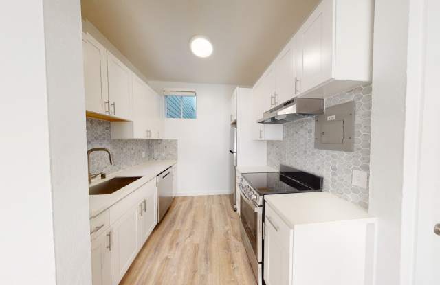 132 6th Street