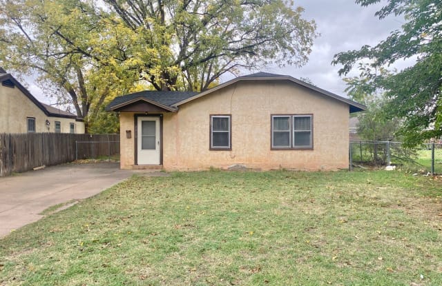 2818 36th st - 2818 36th Street, Lubbock, TX 79413