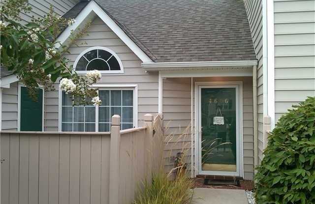 4666 Twin Hickory Lake Drive