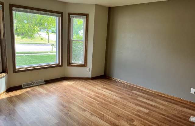 7002 Longmeadow Road