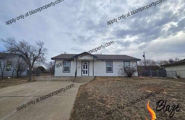 Spacious 3-Bedroom Home with Large Backyard