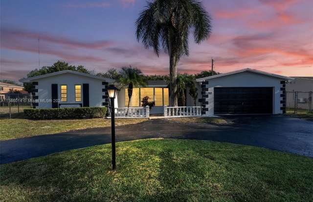 860 NW 207th St
