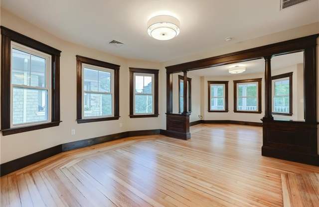 65 Burton Street unit: 3