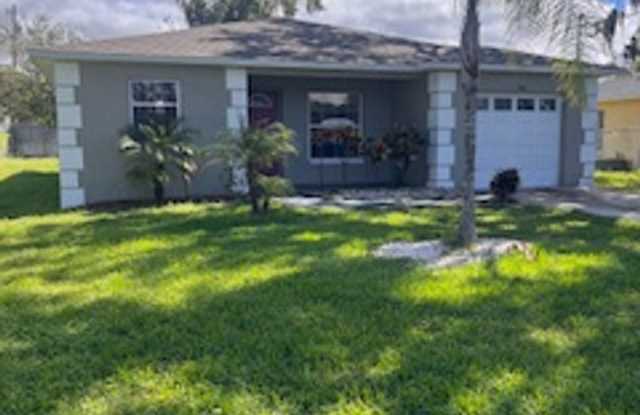 106 S Drake St – 3 Bed, 2 Bath Home for Rent