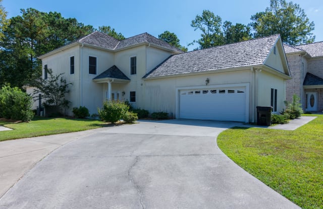 115 Rollingwood Circle - 115 Rollingwood Circle, Onslow County, NC 28460