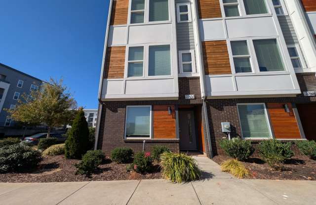 End-unit townhome in Bryant Park Terrace! 2-beds, 2-full baths, and 2-half baths.