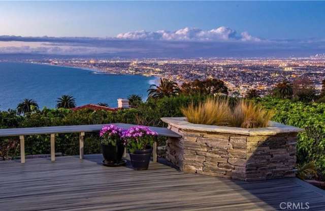 Photo of 2225 Via Guadalana