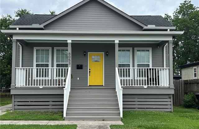 6053 WARRINGTON Drive - 6053 Warrington Drive, New Orleans, LA 70122