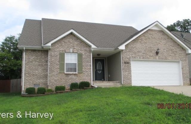 2553 Centerstone Circle - 2553 Centerstone Circle, Clarksville, TN 37040