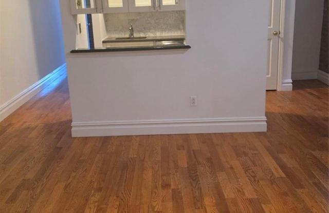 3 Main Street unit: 322