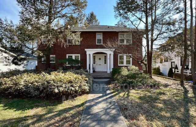 38 Maney Ave