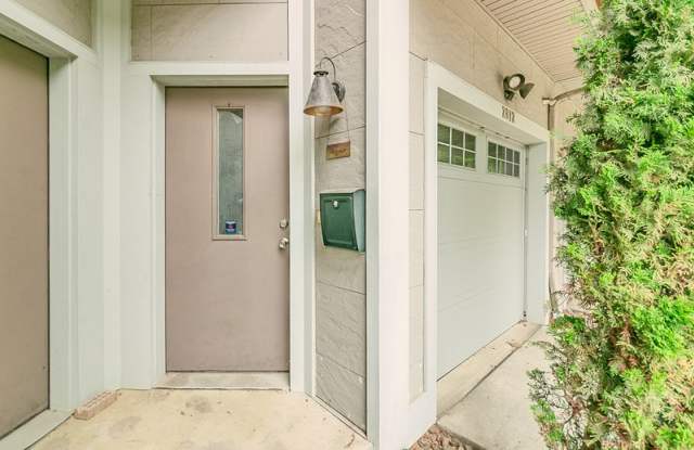 2872 West 11th Street