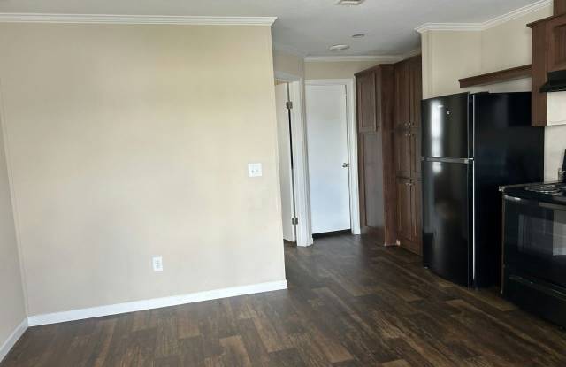 6941 Macdonald Court