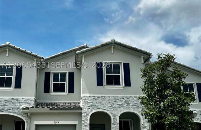 2685 SE 13th Ct