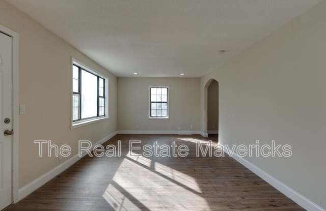 1909 North Highway 341