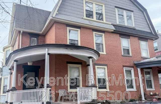 Photo of 16 N Rigby Ave