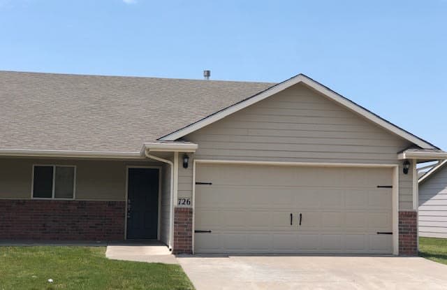 726 Highland Ridge - 726 Highland Ridge Drive, Manhattan, KS 66503