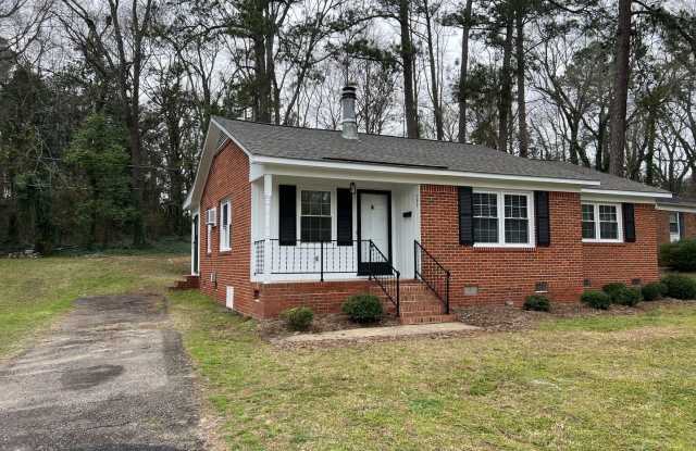 3 Bedroom 1.5 Bathroom House for rent