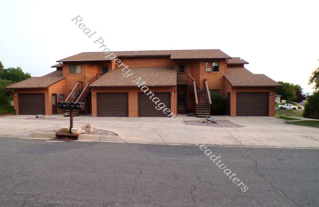 2 Bed 2 Bath Condo For Rent