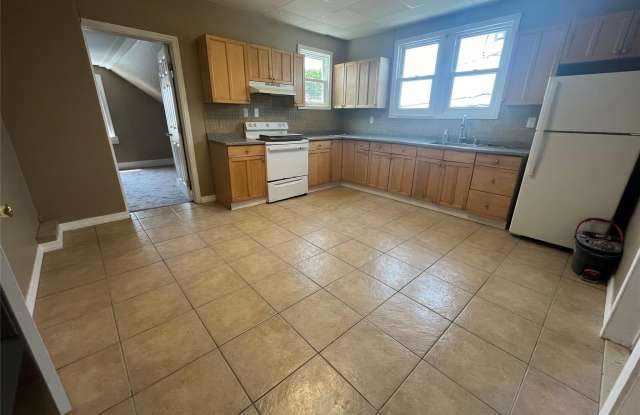 3 Baldwin Place unit: 3