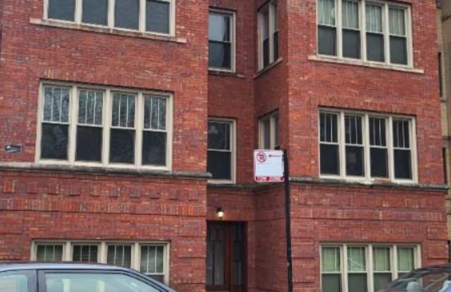 5037 S Dorchester 1E