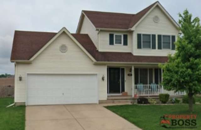 925 West 89th Place