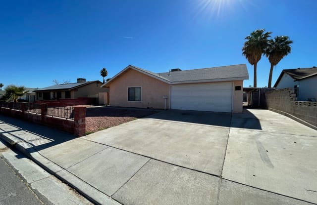 5335 REGAL AVENUE - 5335 West Regal Avenue, Spring Valley, NV 89146