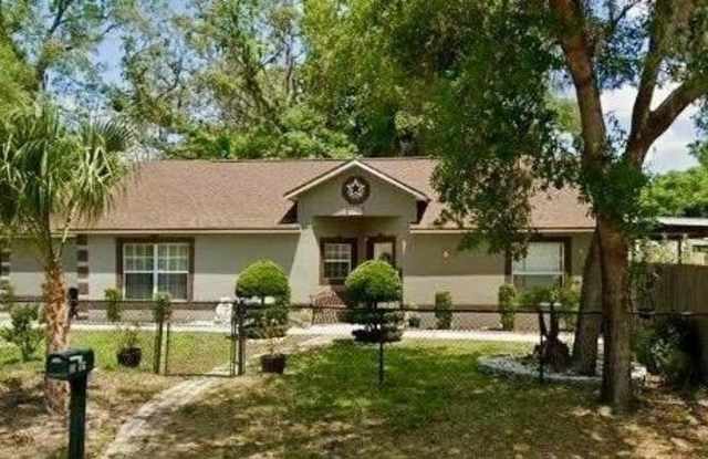 Photo of 23737 LAKE AVENUE