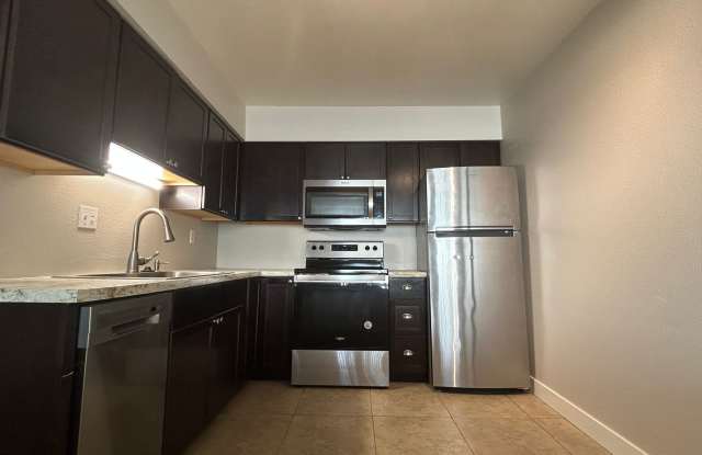 859 S Extension Rd, Mesa, AZ 85210