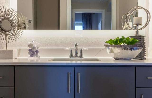 6301 Alameda Blvd Unit D32