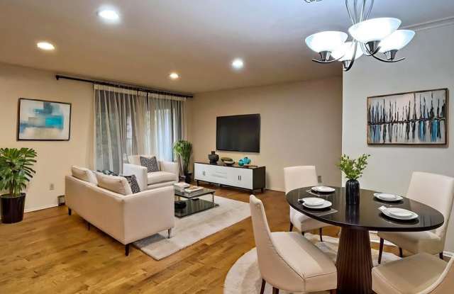 1818 East Shorewood Boulevard