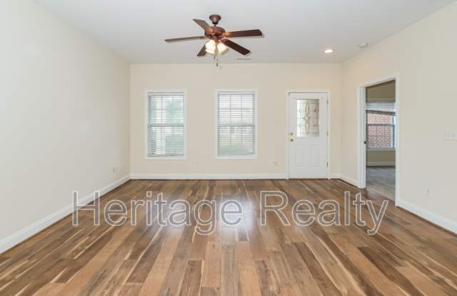 130 Hardinberry Street