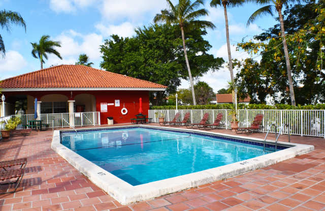 Photo of Lago Club Apartments