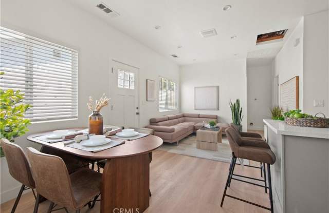 12142 Ditmore Avenue