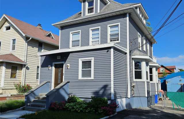 94 Briggs Avenue