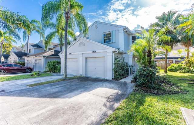 11824 SW 99th St - 11824 Southwest 99th Street, Kendall, FL 33186