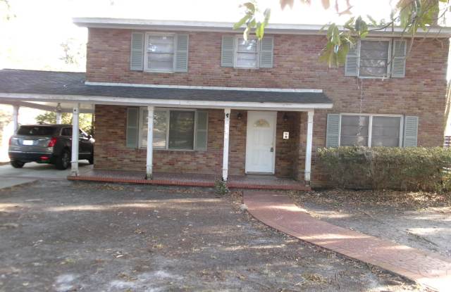 506 Main Street - 506 North Main Street, Conway, SC 29526