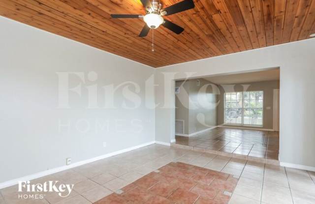 212 Southeast 8th Terrace