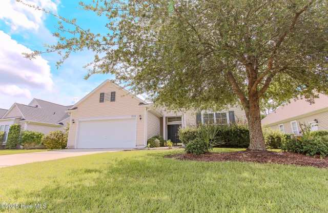 1005 Meadowlands Trail NW