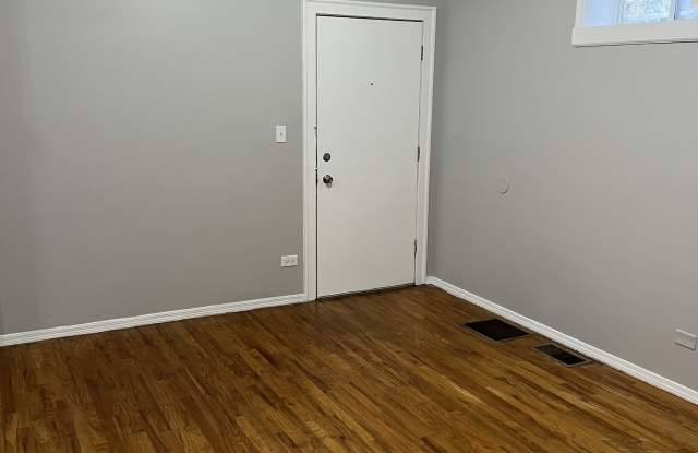 8159 South Coles Avenue - 1F