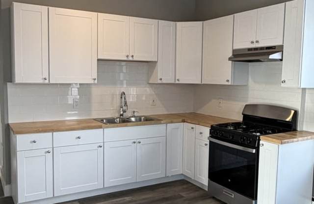 241 Saratoga Street Apt 2