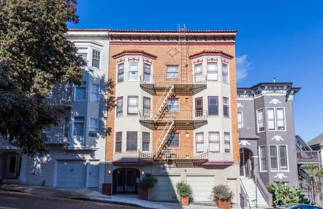 1750 Golden Gate