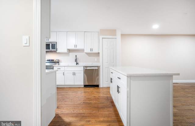 3671 WATERWHEEL Square