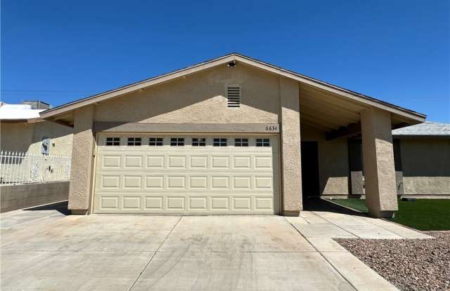 6634 Larchwood Lane - 6634 Larchwood Lane, Spring Valley, NV 89103